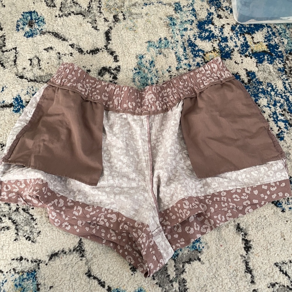 Cheetah High-Rise Pull-On Shorts - A New Day - Picture 8 of 9